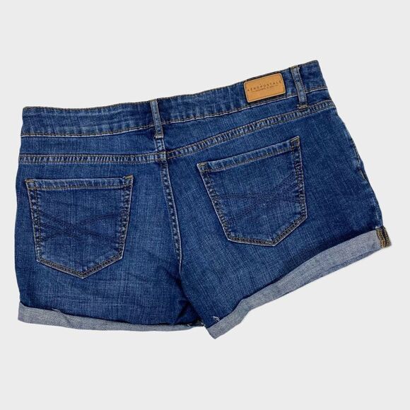 Aeropostale Women's MIDI Roll Cuff Denim Shorts size 6 - Picture 2 of 7